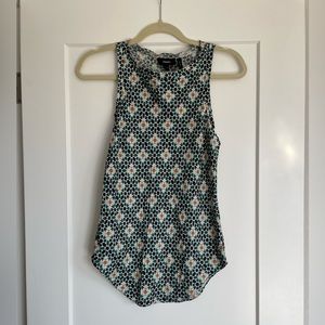 THEORY Silk Tank size P fits like XS